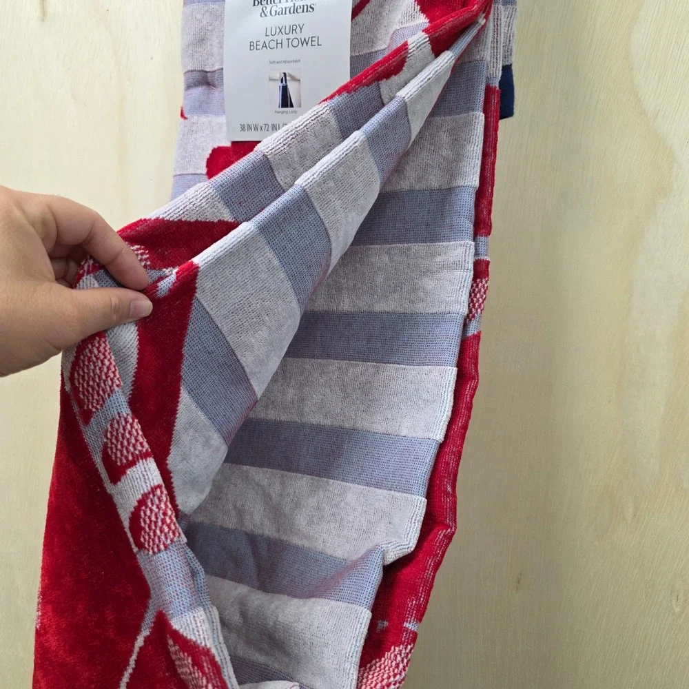 Better Homes & Gardens Luxury Beach Towel Red Lobster Blue Striped 38x72 NEW